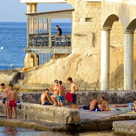 - Malta Balluta *