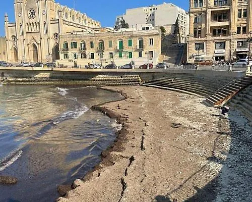 - Malta Balluta * Sliema